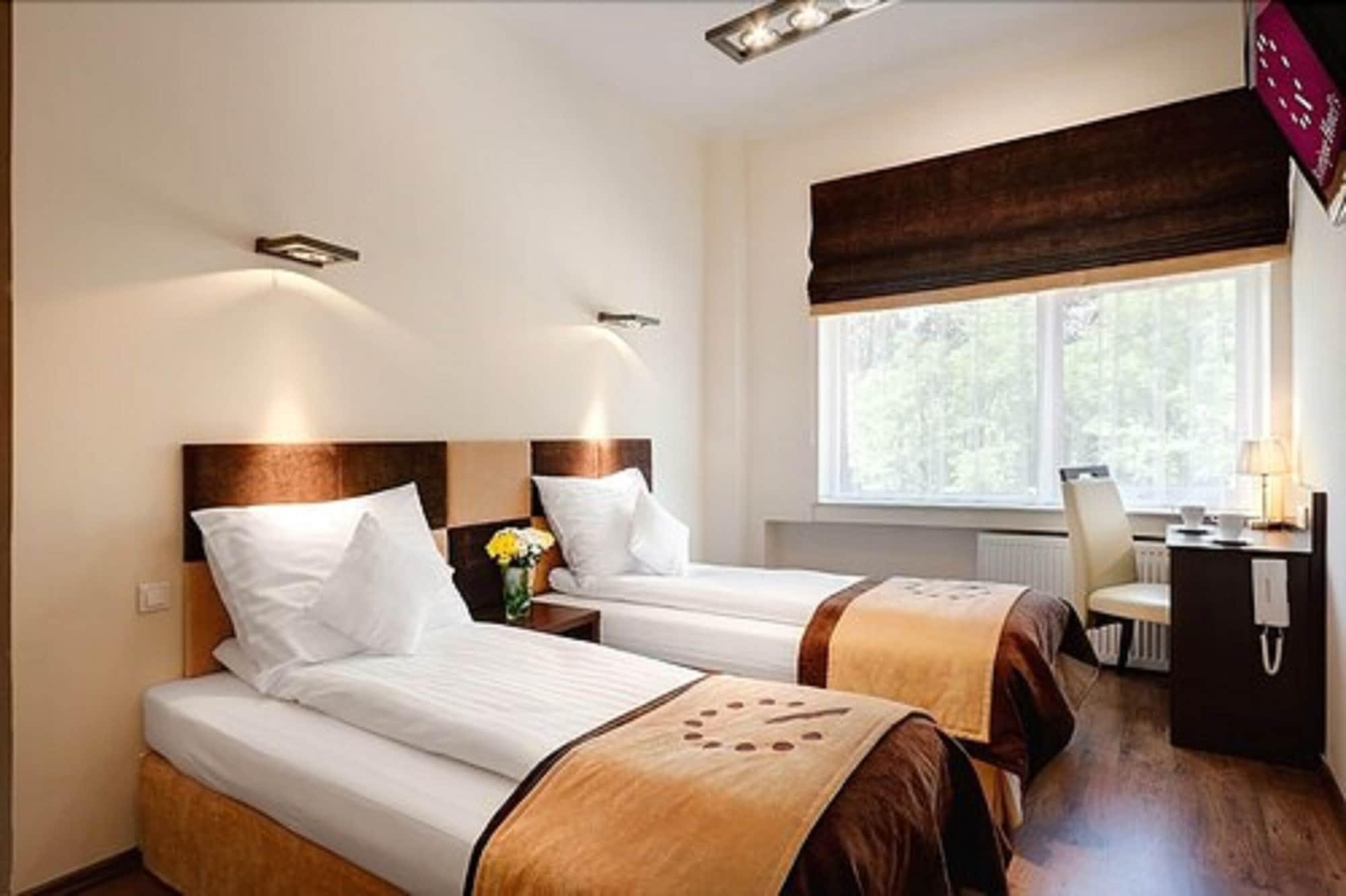 Boutique Hotel'S Sosnowiec Exterior photo