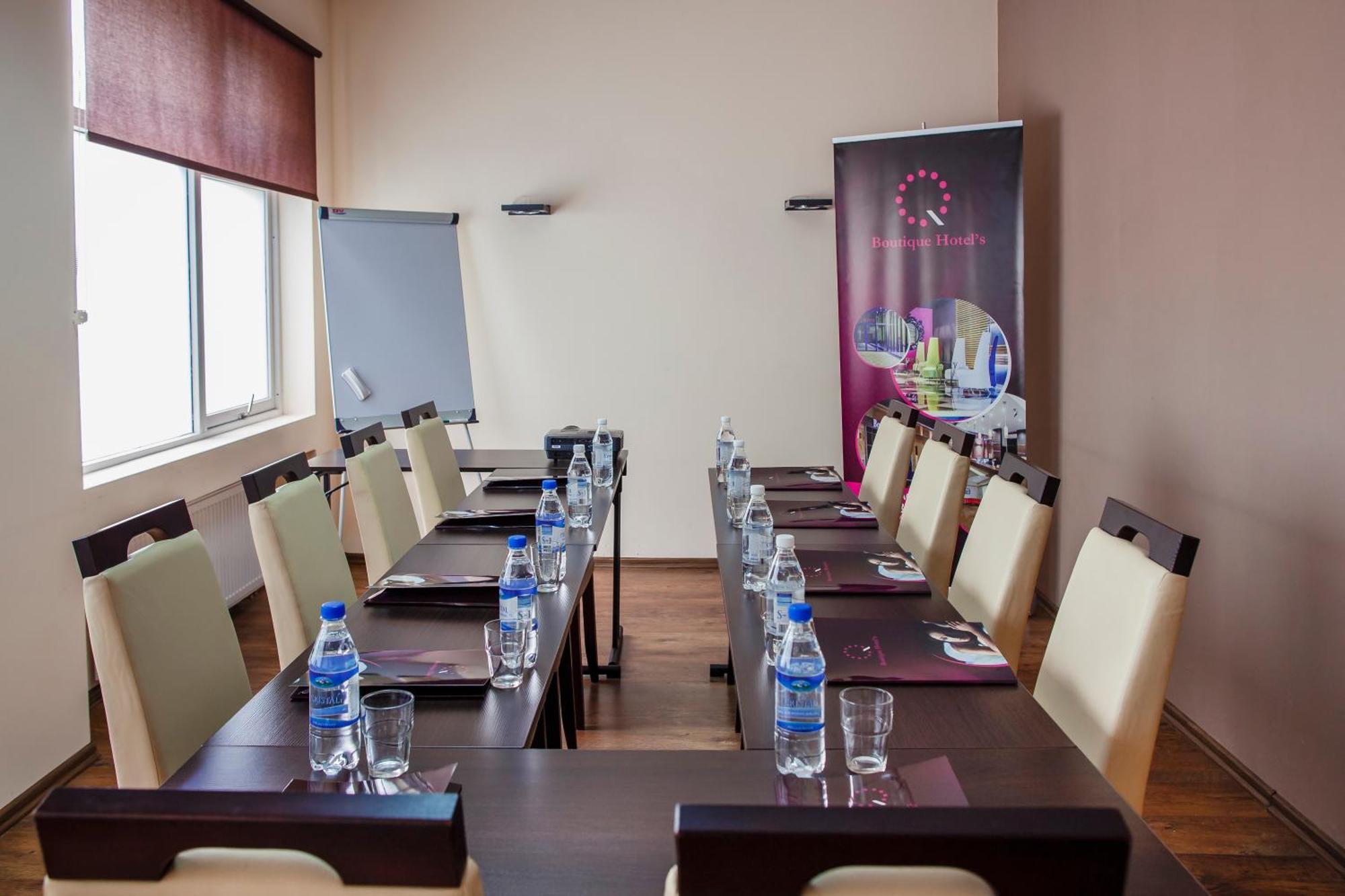 Boutique Hotel'S Sosnowiec Exterior photo